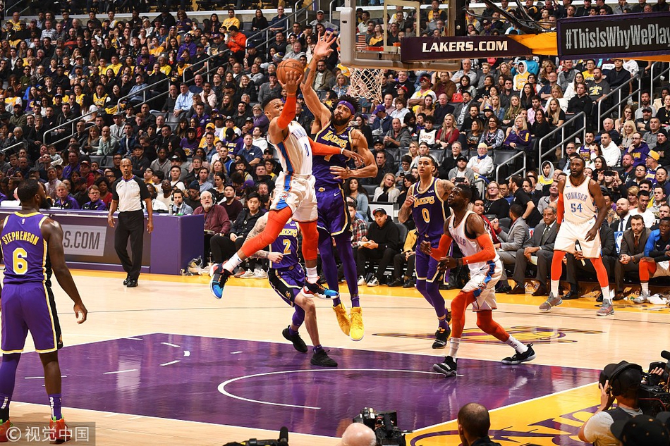 容使得巴黎 容使得巴黎