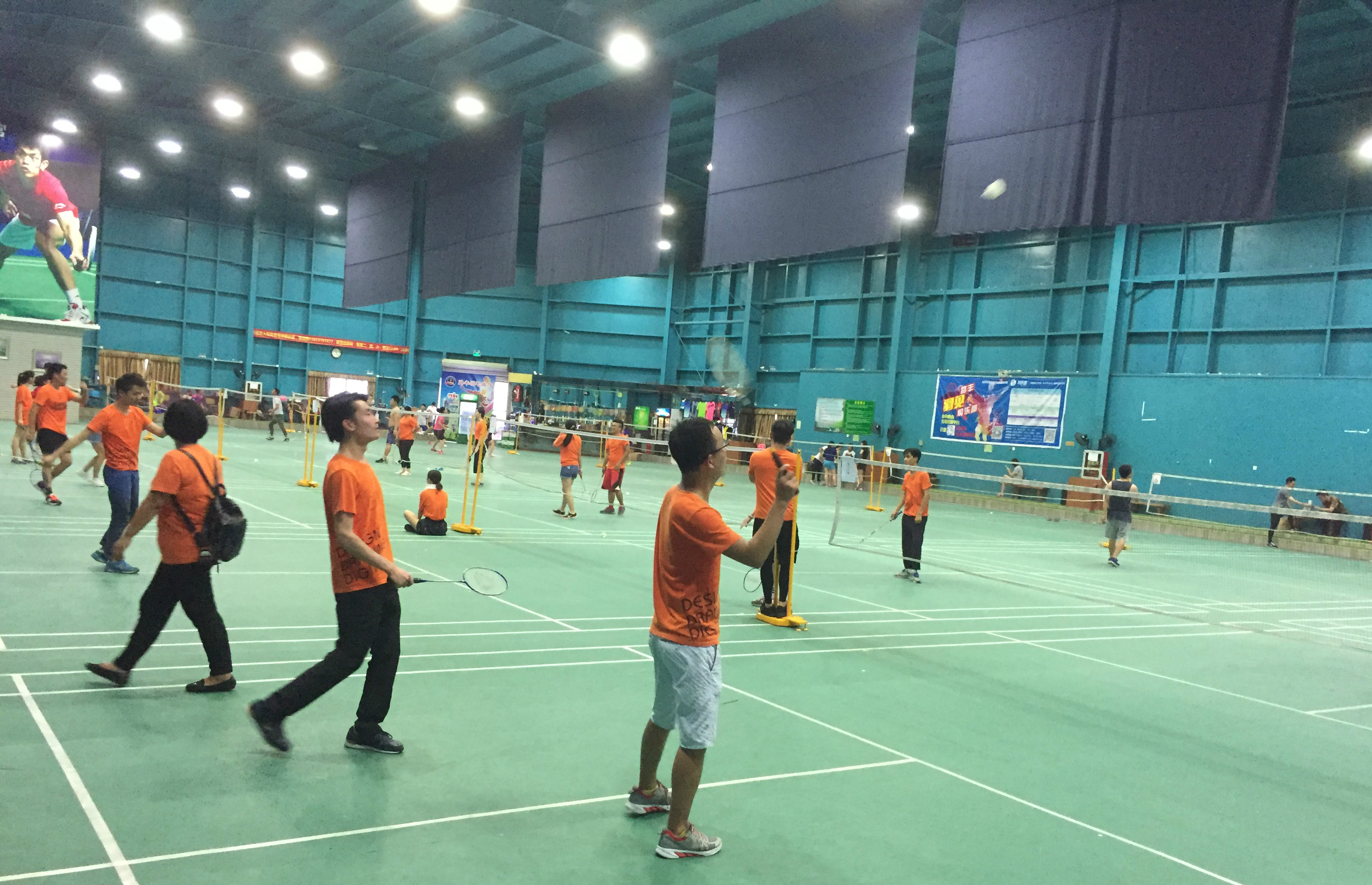 通过精准引 通过精准引